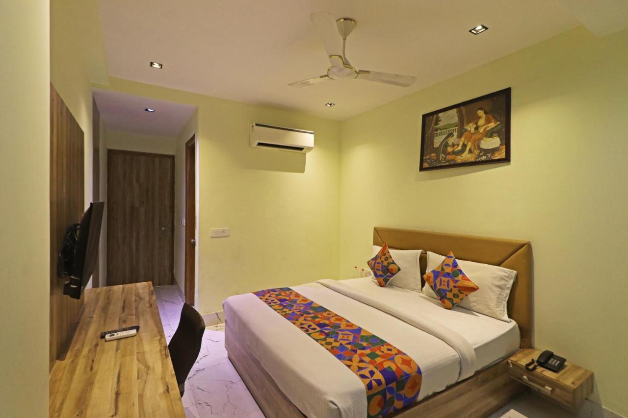Hotel Good Vibe Near Delhi Igi Airport New Delhi Exterior photo